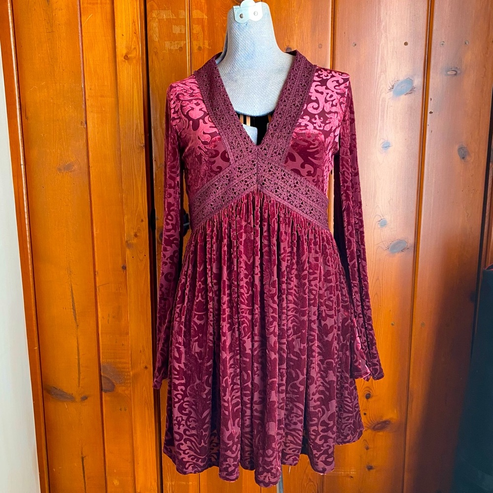 Cranberry velvet burnout altar’d state dress